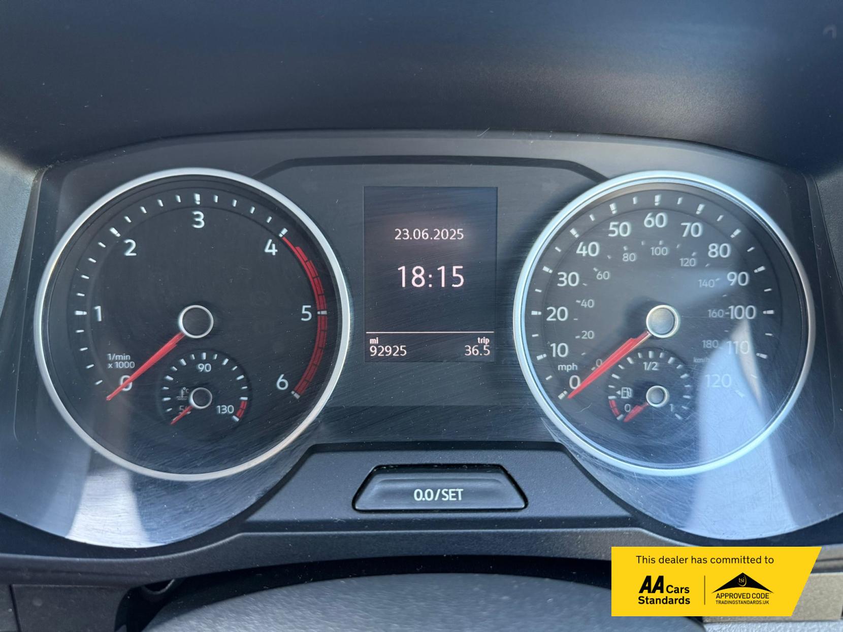 Volkswagen Crafter 2.0 TDI CR35 Startline Luton 2dr Diesel Manual LWB Euro 6 (s/s) (ETG, Tail Lift) (140 ps)