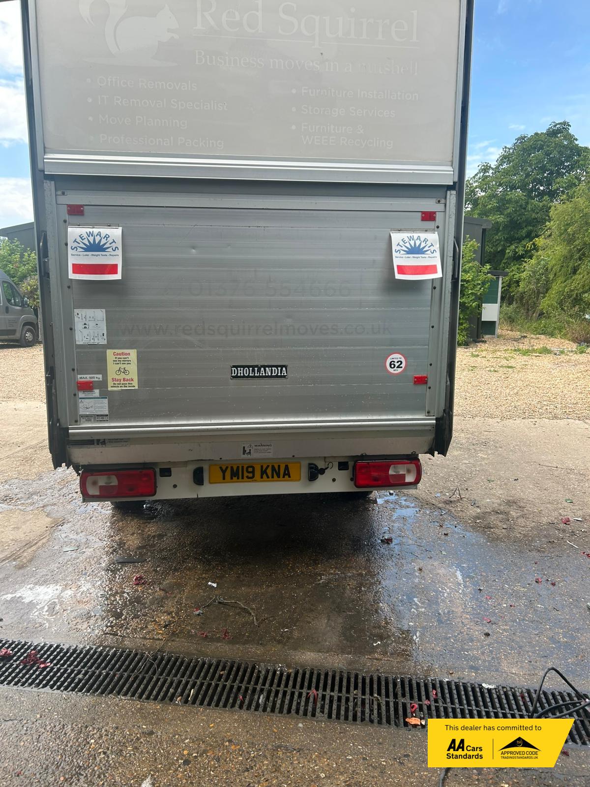 Volkswagen Crafter 2.0 TDI CR35 Startline Luton 2dr Diesel Manual LWB Euro 6 (s/s) (ETG, Tail Lift) (140 ps)