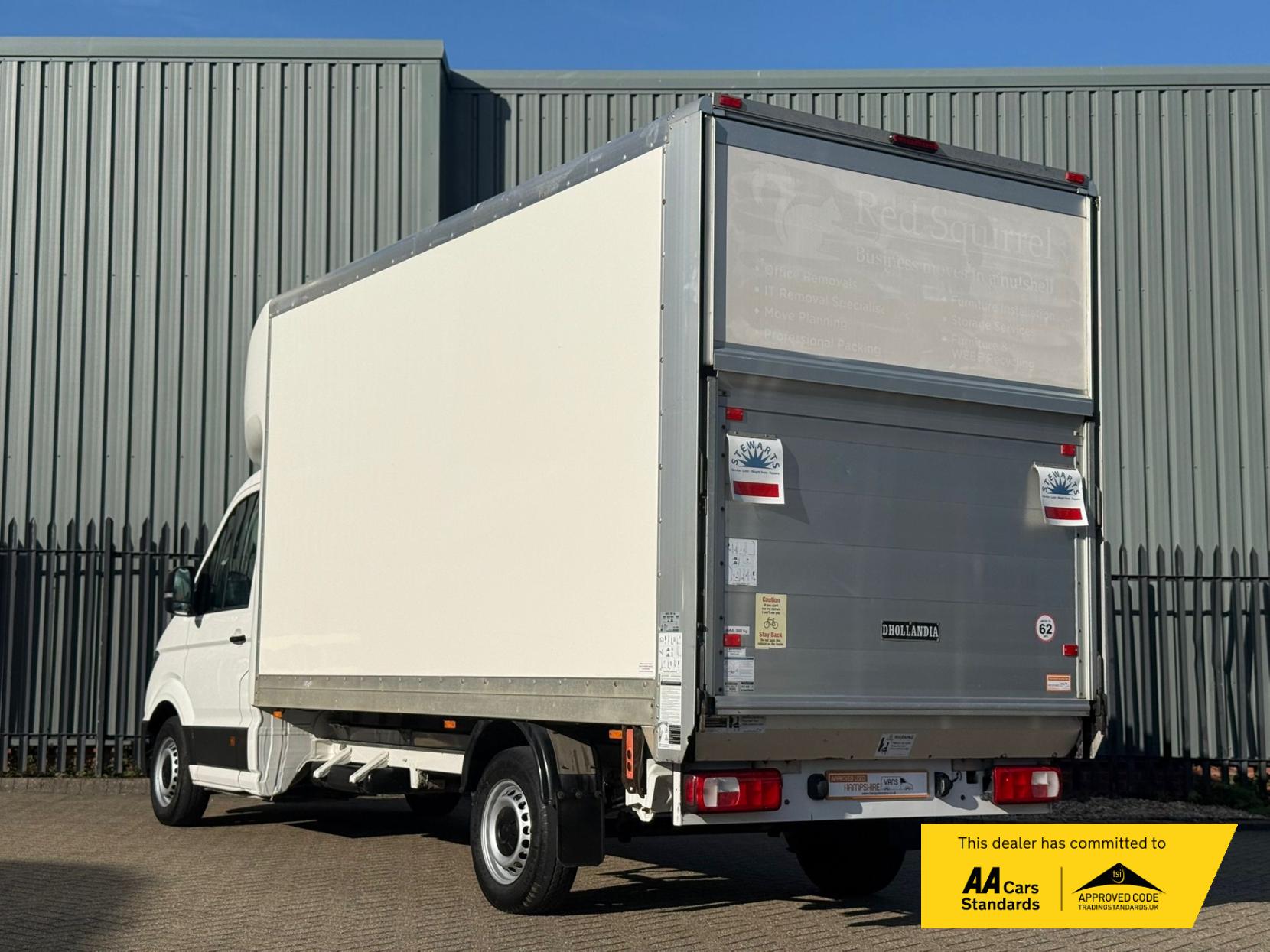 Volkswagen Crafter 2.0 TDI CR35 Startline Luton 2dr Diesel Manual LWB Euro 6 (s/s) (ETG, Tail Lift) (140 ps)