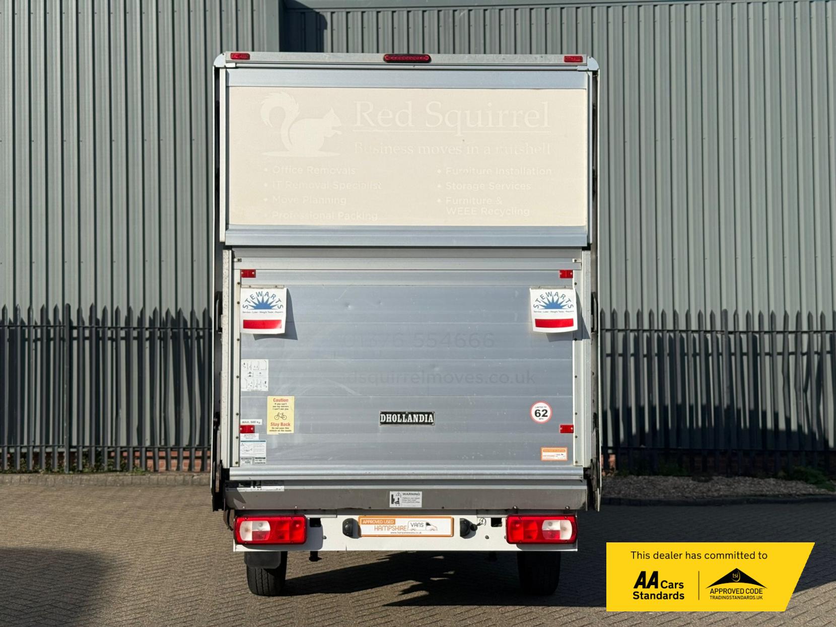 Volkswagen Crafter 2.0 TDI CR35 Startline Luton 2dr Diesel Manual LWB Euro 6 (s/s) (ETG, Tail Lift) (140 ps)