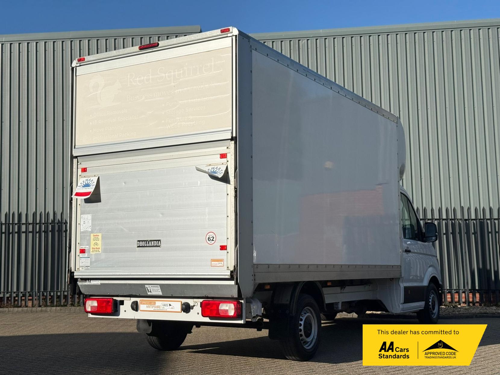 Volkswagen Crafter 2.0 TDI CR35 Startline Luton 2dr Diesel Manual LWB Euro 6 (s/s) (ETG, Tail Lift) (140 ps)