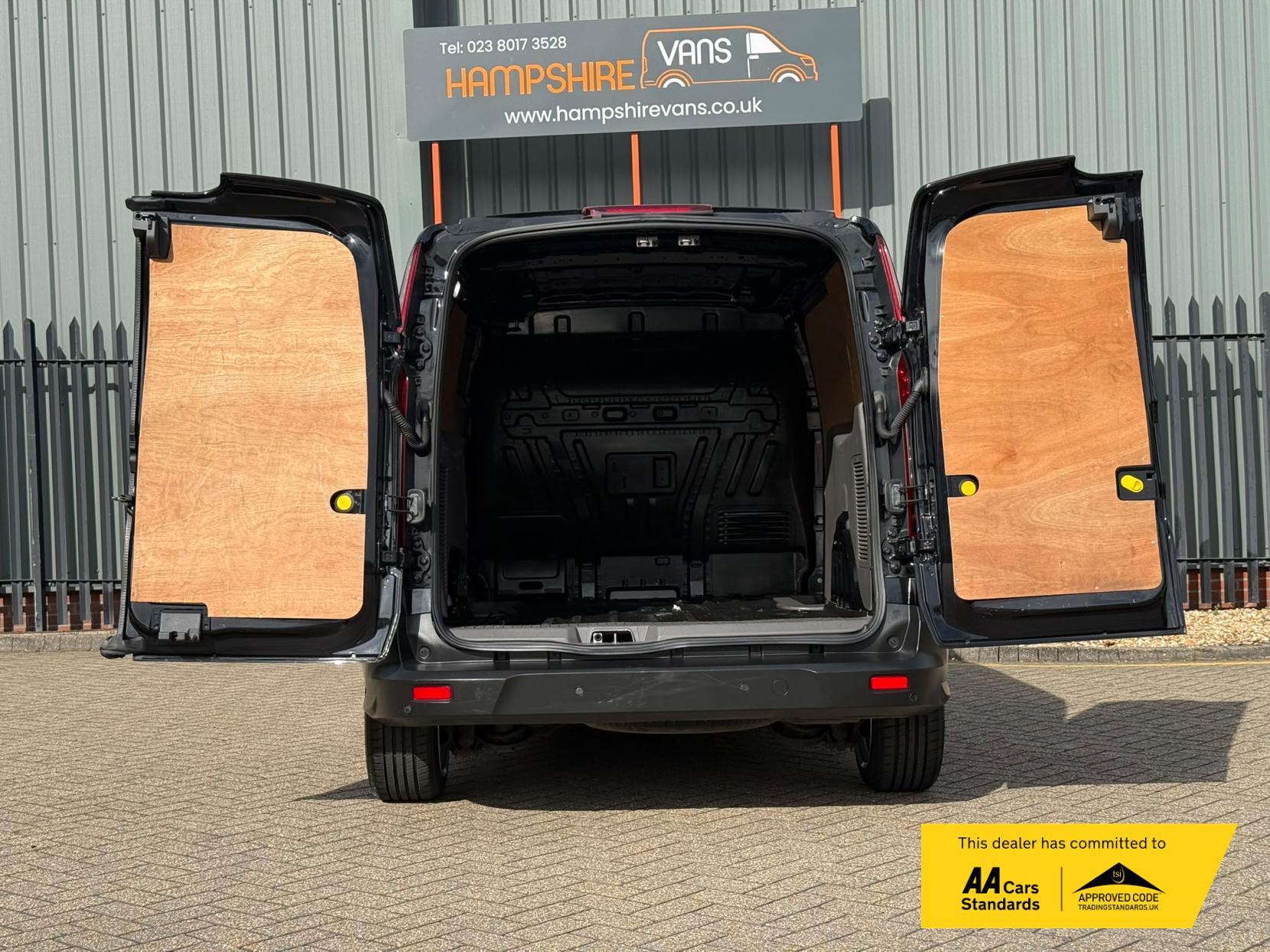 2022 Ford Transit Connect 1.5 250 EcoBlue Limited Panel Van 5dr Diesel Manual L2 Euro 6 (s/s) (120 ps) - Thumbnail 46