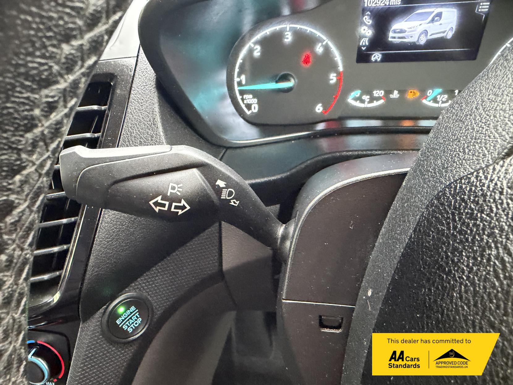 2022 Ford Transit Connect 1.5 250 EcoBlue Limited Panel Van 5dr Diesel Manual L2 Euro 6 (s/s) (120 ps) - Thumbnail 36