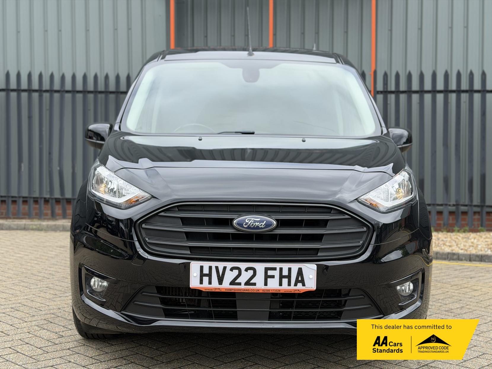 2022 Ford Transit Connect 1.5 250 EcoBlue Limited Panel Van 5dr Diesel Manual L2 Euro 6 (s/s) (120 ps) - Thumbnail 15