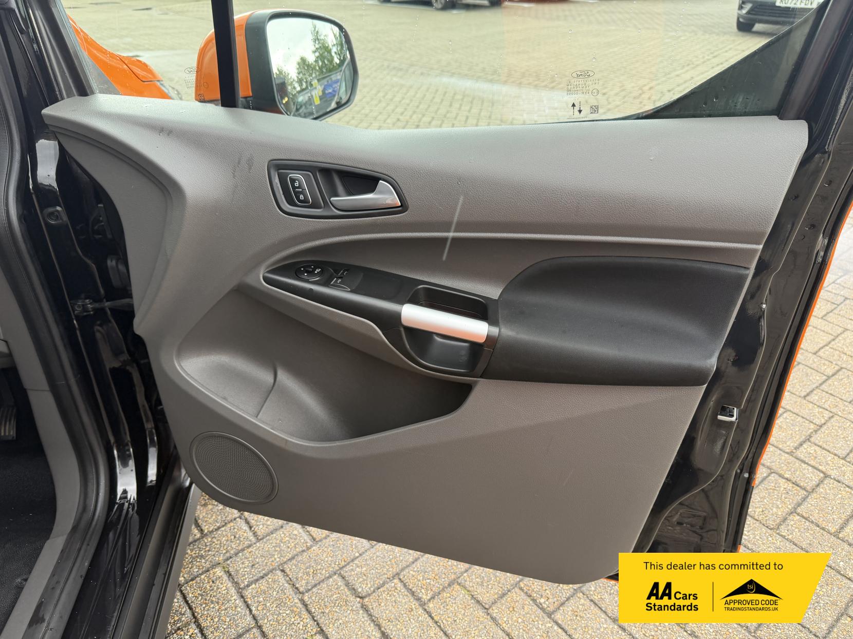 2022 Ford Transit Connect 1.5 250 EcoBlue Limited Panel Van 5dr Diesel Manual L2 Euro 6 (s/s) (120 ps) - Thumbnail 46