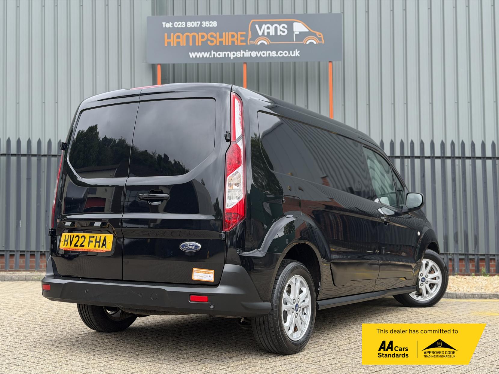 2022 Ford Transit Connect 1.5 250 EcoBlue Limited Panel Van 5dr Diesel Manual L2 Euro 6 (s/s) (120 ps) - Thumbnail 3