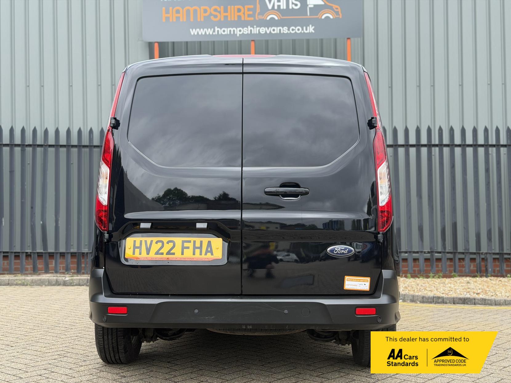 2022 Ford Transit Connect 1.5 250 EcoBlue Limited Panel Van 5dr Diesel Manual L2 Euro 6 (s/s) (120 ps) - Thumbnail 16
