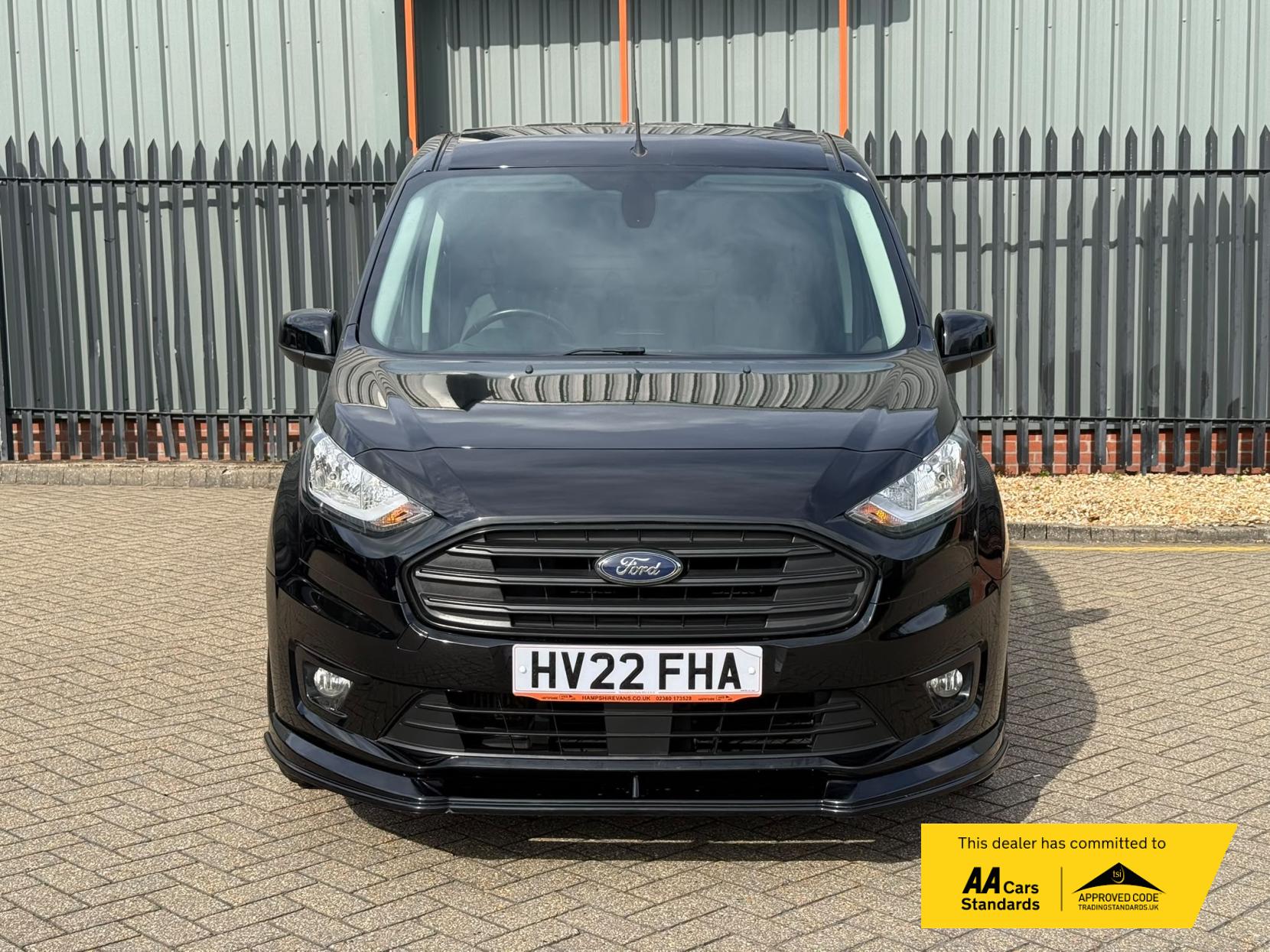 2022 Ford Transit Connect 1.5 250 EcoBlue Limited Panel Van 5dr Diesel Manual L2 Euro 6 (s/s) (120 ps) - Thumbnail 9