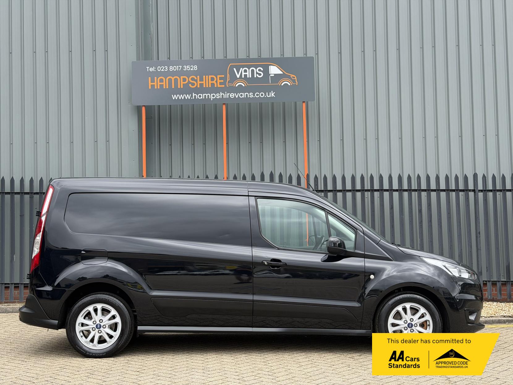 2022 Ford Transit Connect 1.5 250 EcoBlue Limited Panel Van 5dr Diesel Manual L2 Euro 6 (s/s) (120 ps) - Thumbnail 5