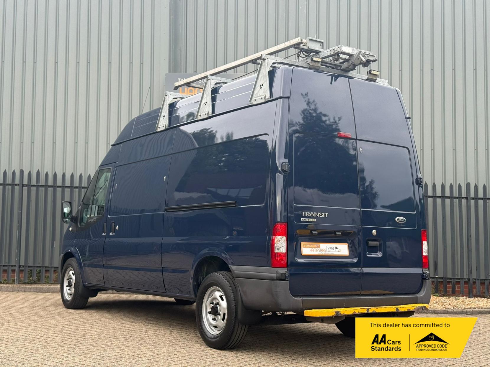 Ford Transit 2.2 TDCi 350 Panel Van 3dr Diesel Manual FWD L2 H3 (209 g/km, 123 bhp)