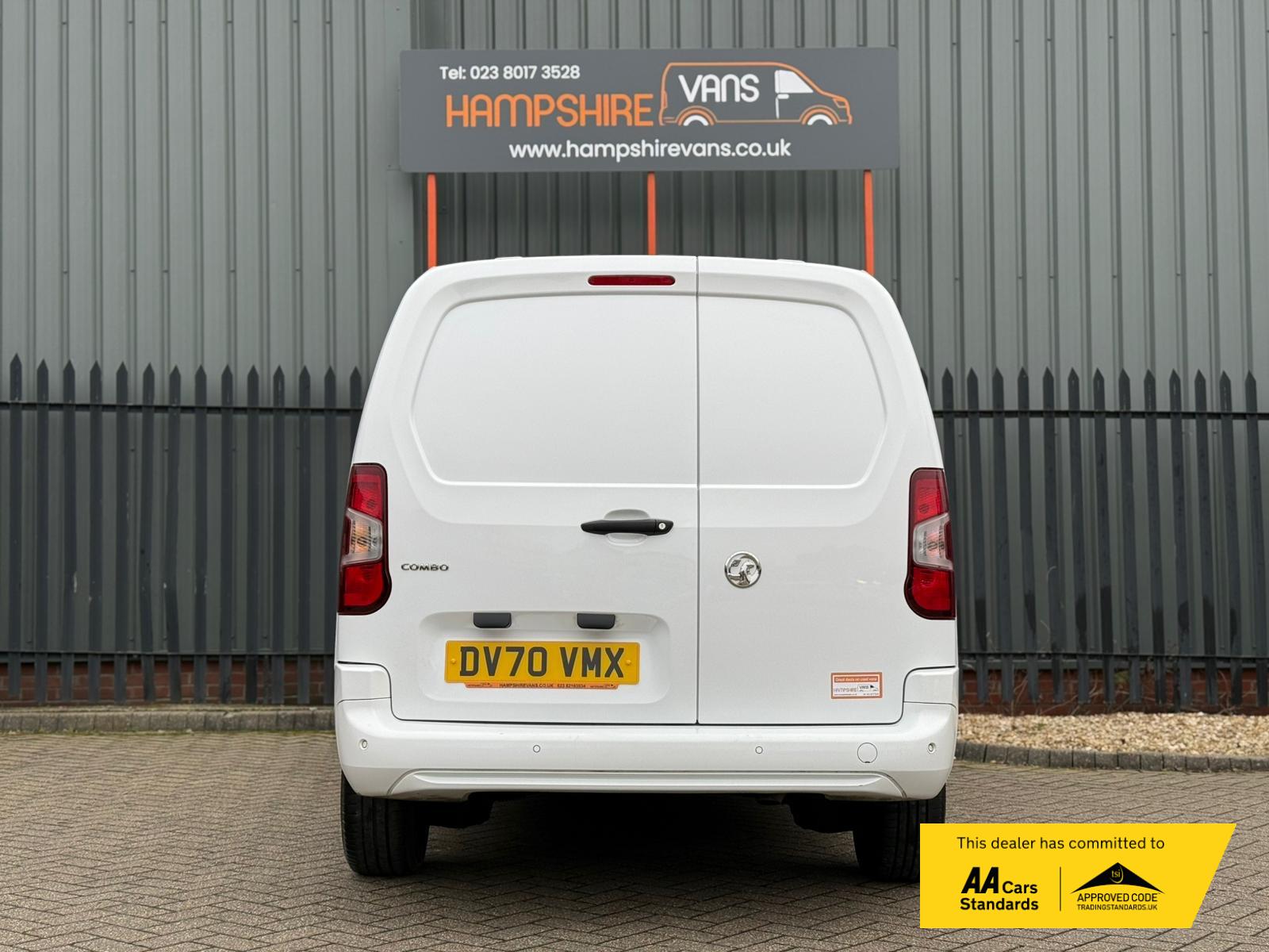 Vauxhall Combo 1.5 Turbo D 2300 Sportive Panel Van 4dr Diesel Manual L2 H1 Euro 6 (s/s) (100 ps)