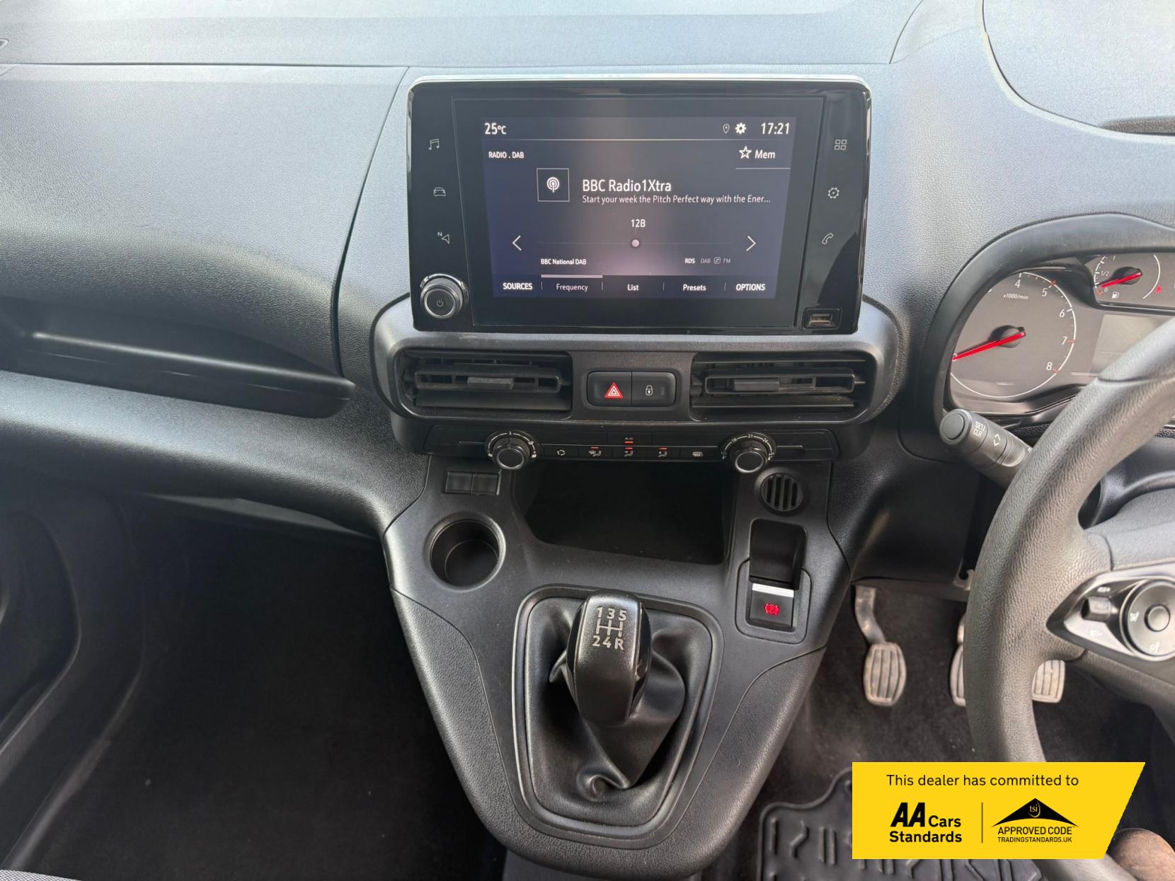 Vauxhall Combo 1.5 Turbo D 2300 Sportive Panel Van 4dr Diesel Manual L1 H1 Euro 6 (100 ps)