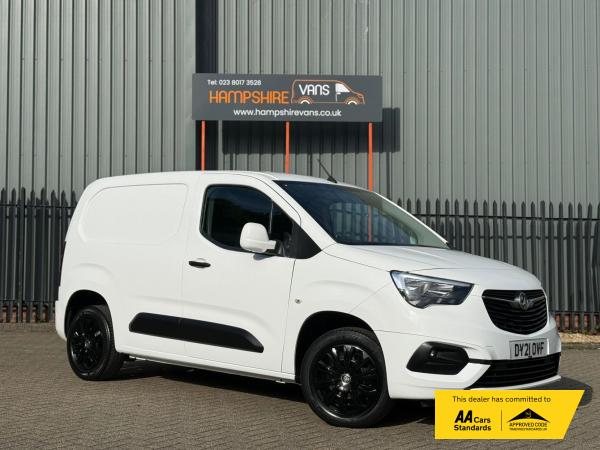 Vauxhall Combo 1.5 Turbo D 2300 Sportive Panel Van 4dr Diesel Manual L1 H1 Euro 6 (100 ps)