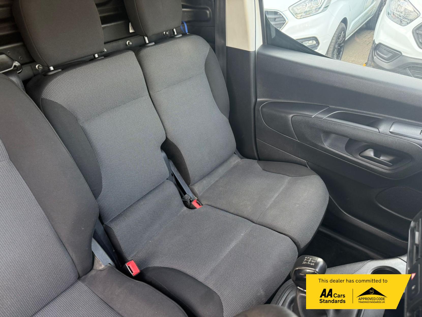 Vauxhall Combo 1.5 Turbo D 2300 Sportive Panel Van 4dr Diesel Manual L1 H1 Euro 6 (100 ps)