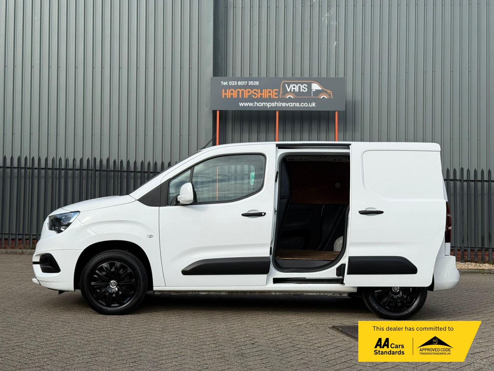 Vauxhall Combo 1.5 Turbo D 2300 Sportive Panel Van 4dr Diesel Manual L1 H1 Euro 6 (100 ps)