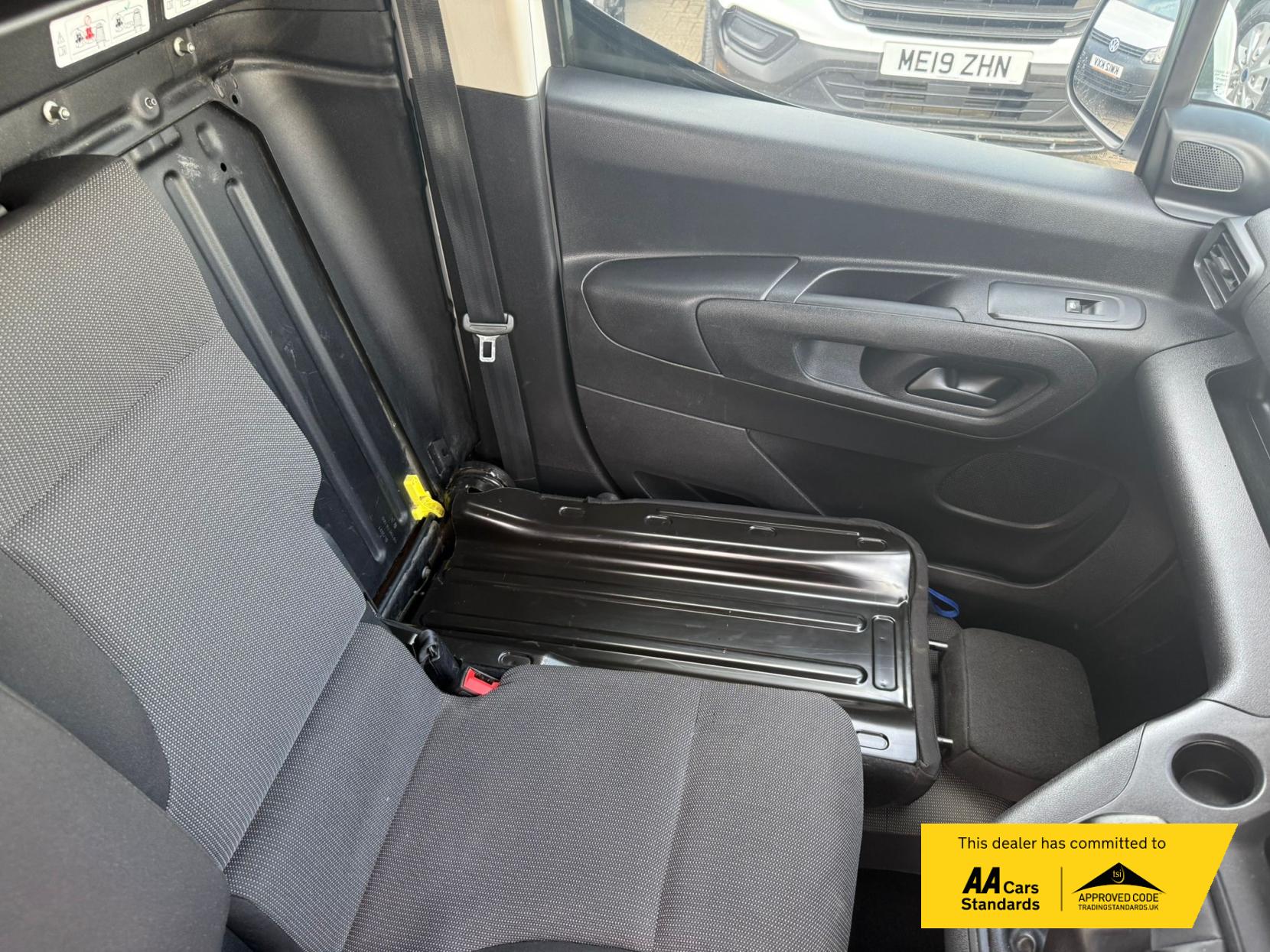 Vauxhall Combo 1.5 Turbo D 2300 Sportive Panel Van 4dr Diesel Manual L1 H1 Euro 6 (100 ps)