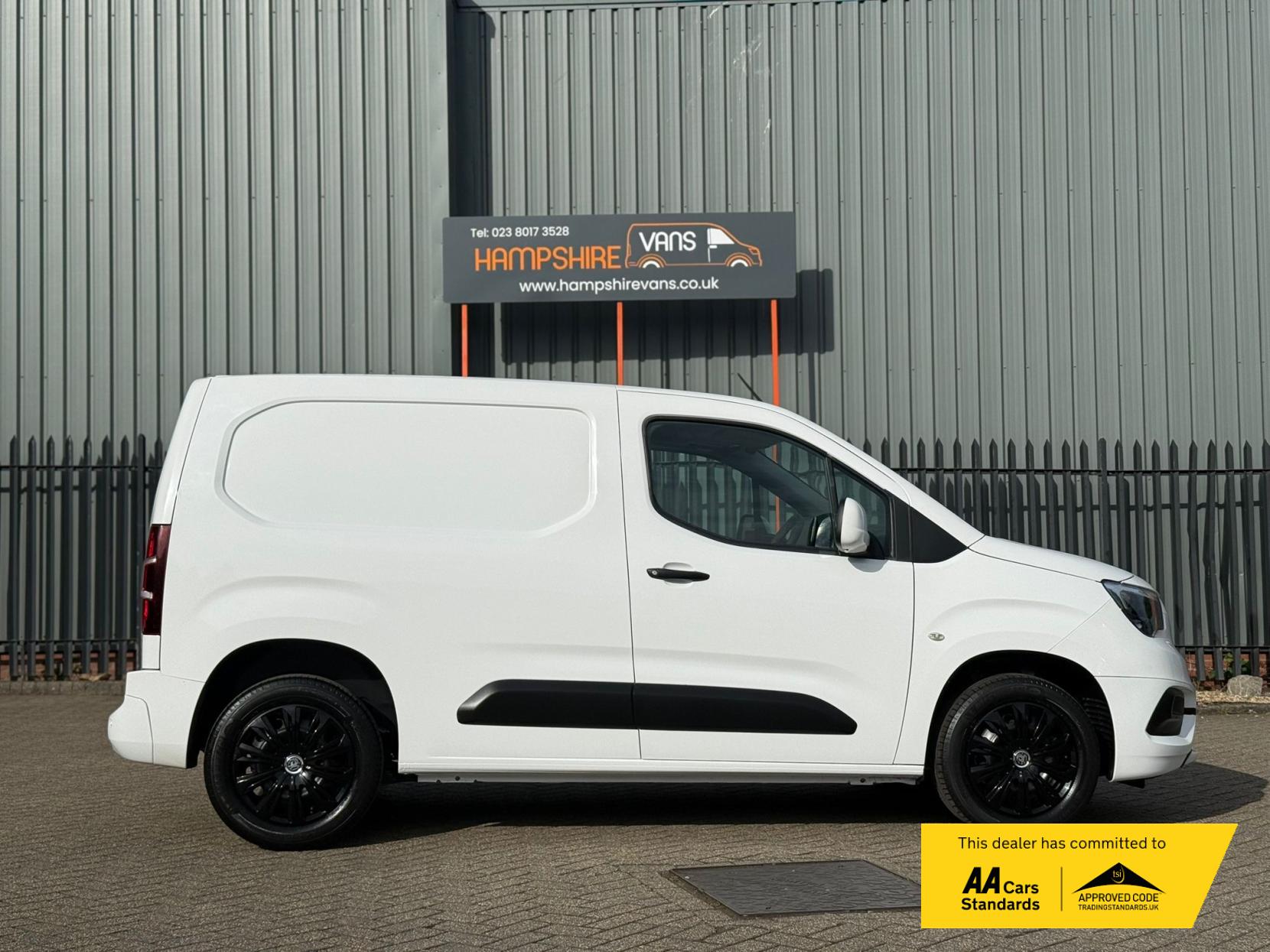 Vauxhall Combo 1.5 Turbo D 2300 Sportive Panel Van 4dr Diesel Manual L1 H1 Euro 6 (100 ps)