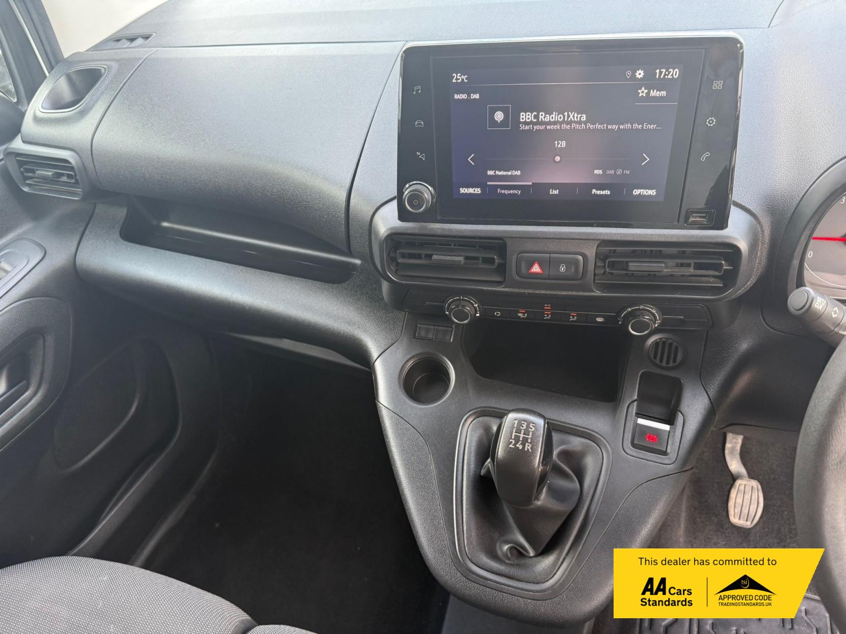 Vauxhall Combo 1.5 Turbo D 2300 Sportive Panel Van 4dr Diesel Manual L1 H1 Euro 6 (100 ps)