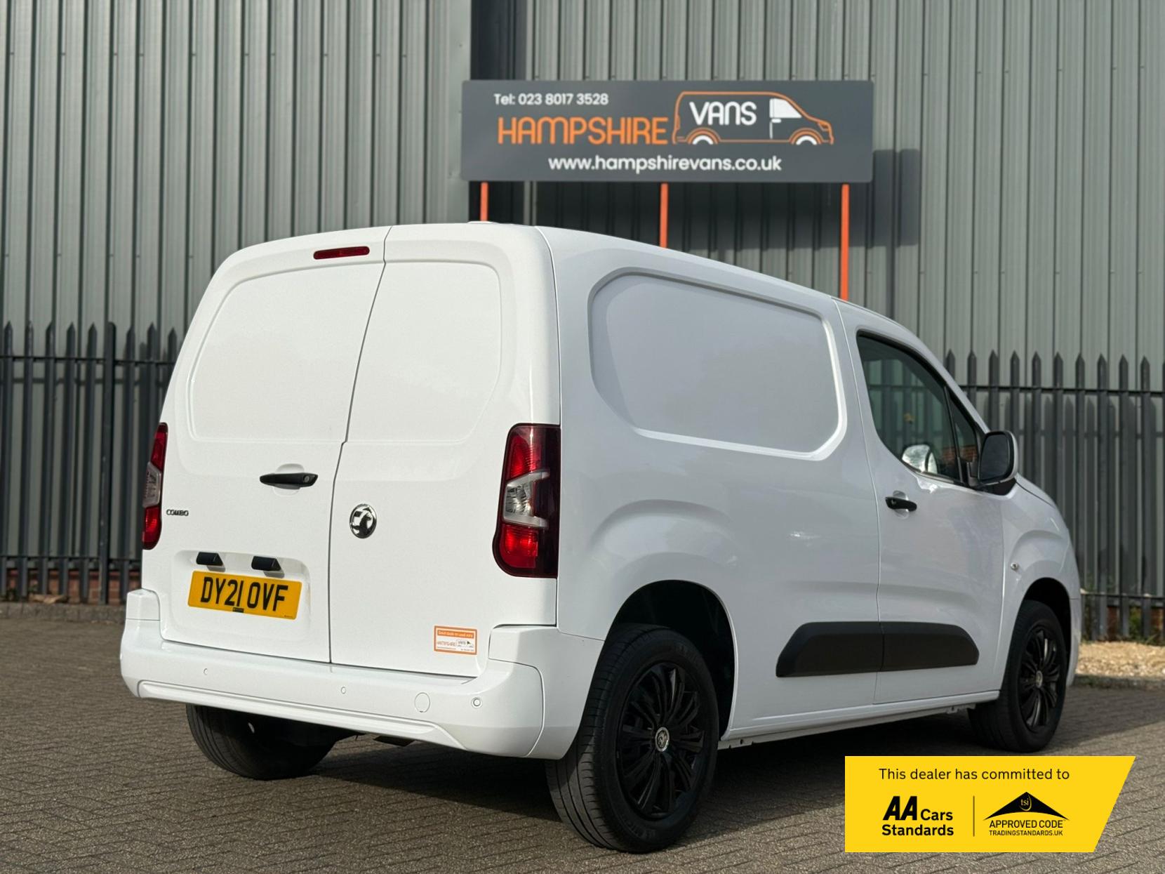 Vauxhall Combo 1.5 Turbo D 2300 Sportive Panel Van 4dr Diesel Manual L1 H1 Euro 6 (100 ps)