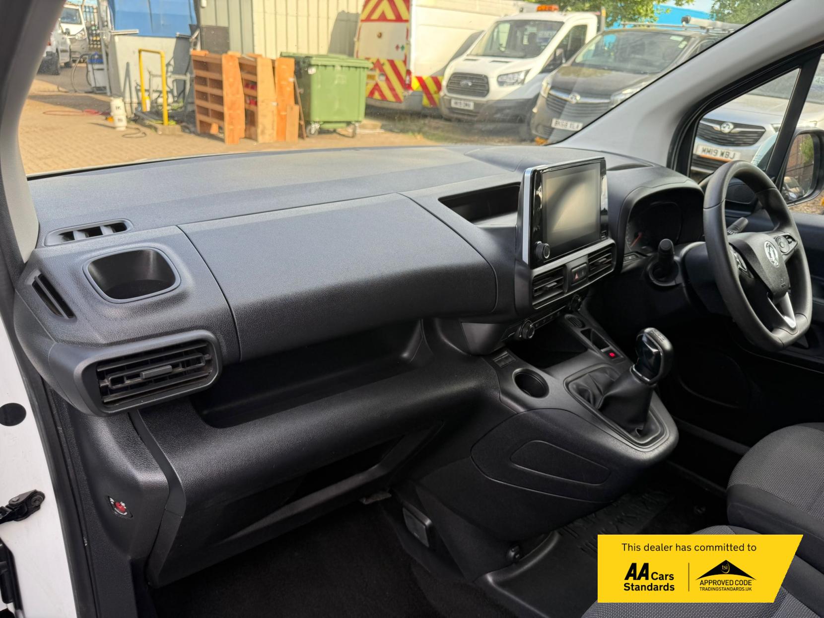 Vauxhall Combo 1.5 Turbo D 2300 Sportive Panel Van 4dr Diesel Manual L1 H1 Euro 6 (100 ps)