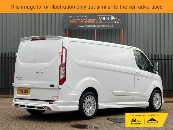 Ford Transit Custom 2.2 TDCi 290 Limited Panel Van 5dr Diesel Manual L2 H1 (186 g/km, 123 bhp)