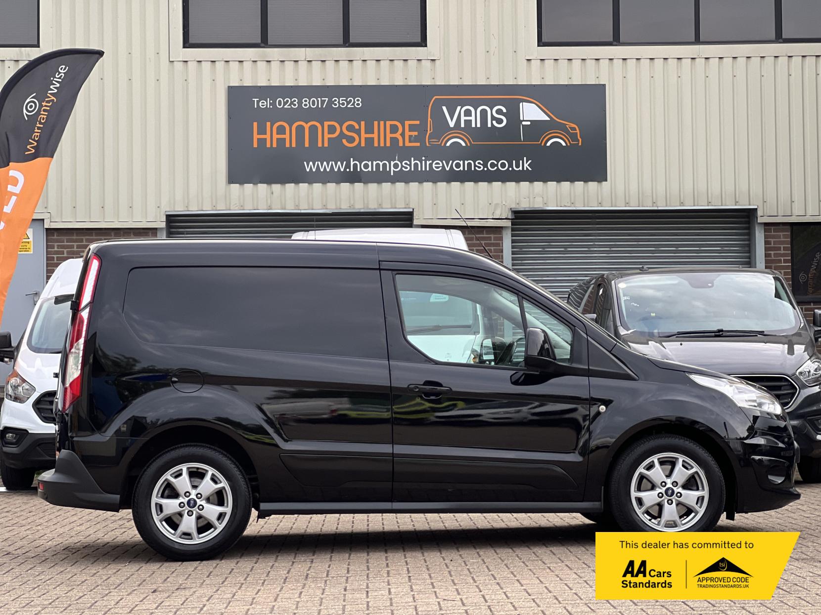 Ford Transit Connect 1.5 TDCi 200 Limited Panel Van 5dr Diesel Manual L1 H1 (119 g/km, 118 bhp)