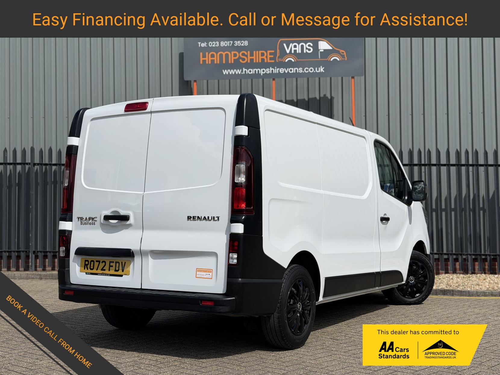 2022 Renault Trafic 2.0 dCi Blue SL28 Business Panel Van 5dr Diesel Manual L1 H1 Euro 6 (s/s) (130 ps) - Thumbnail 3