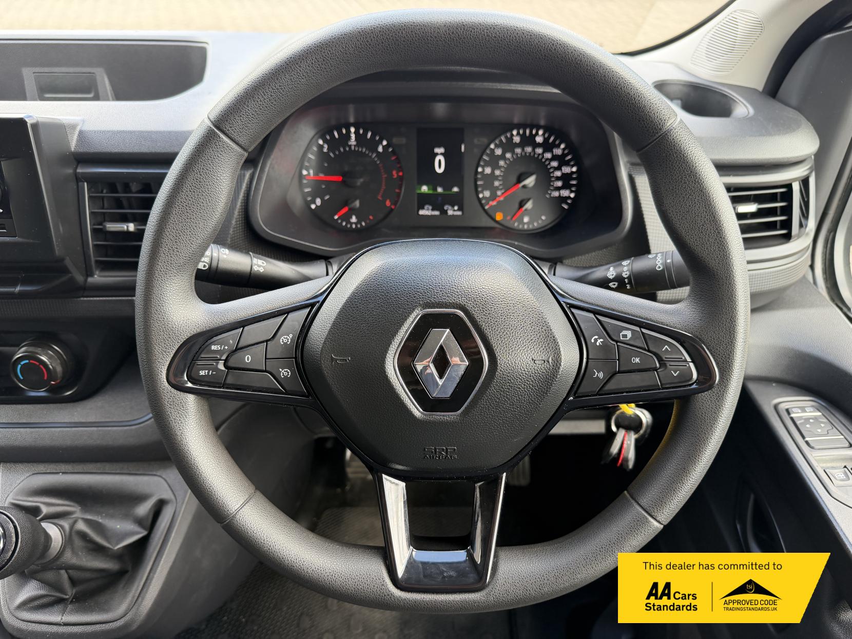 2022 Renault Trafic 2.0 dCi Blue SL28 Business Panel Van 5dr Diesel Manual L1 H1 Euro 6 (s/s) (130 ps) - Thumbnail 31