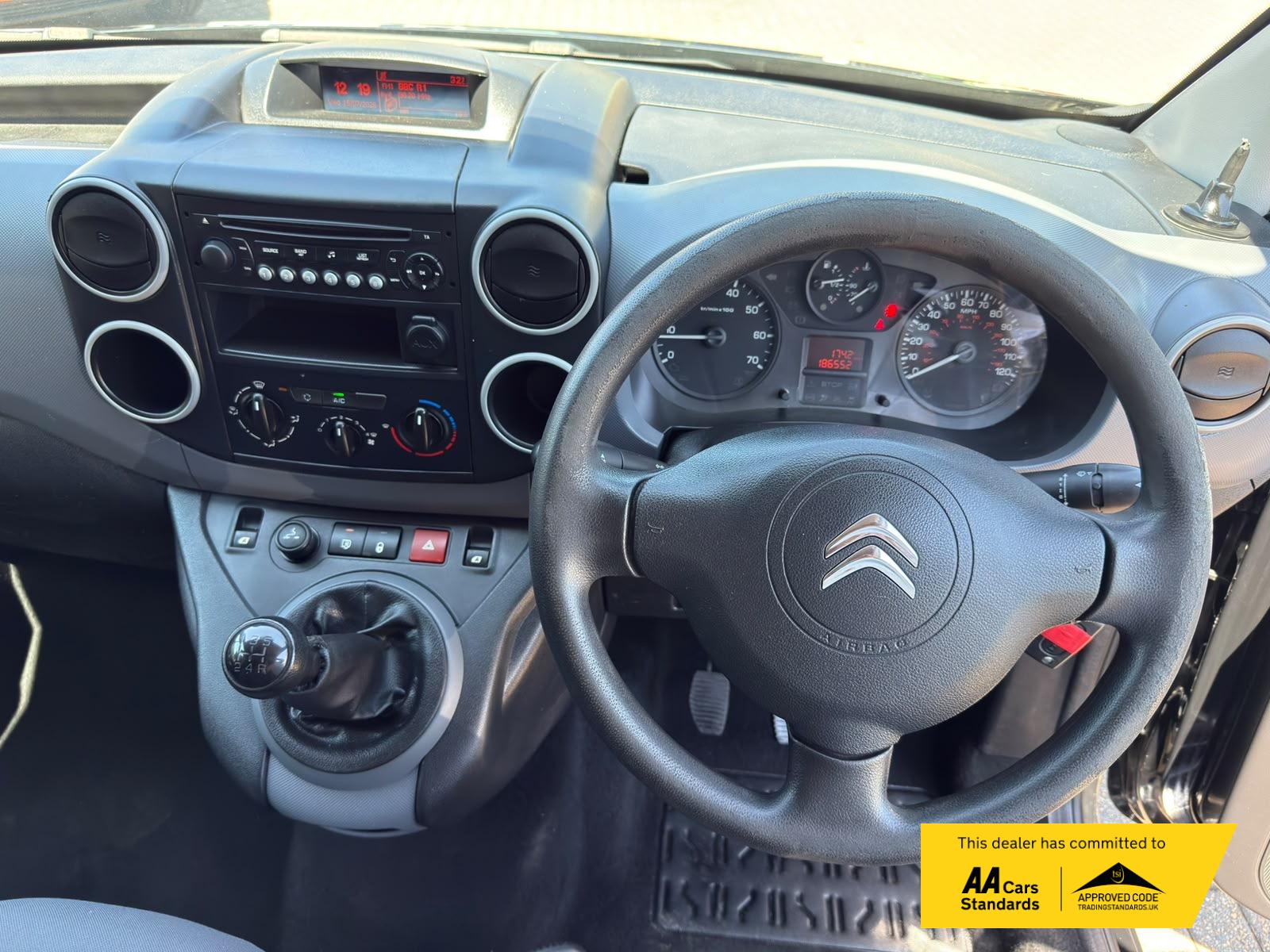 2015 Citroen Berlingo 1.6 HDi 625 Enterprise Panel Van 5dr Diesel Manual L1 (Euro 5) (135 g/km, 75 bhp) - Thumbnail 33