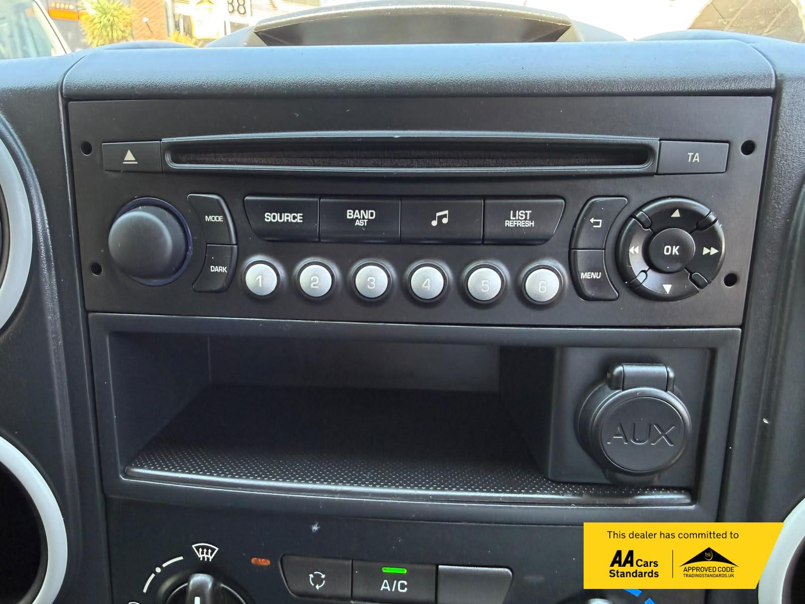 2015 Citroen Berlingo 1.6 HDi 625 Enterprise Panel Van 5dr Diesel Manual L1 (Euro 5) (135 g/km, 75 bhp) - Thumbnail 31