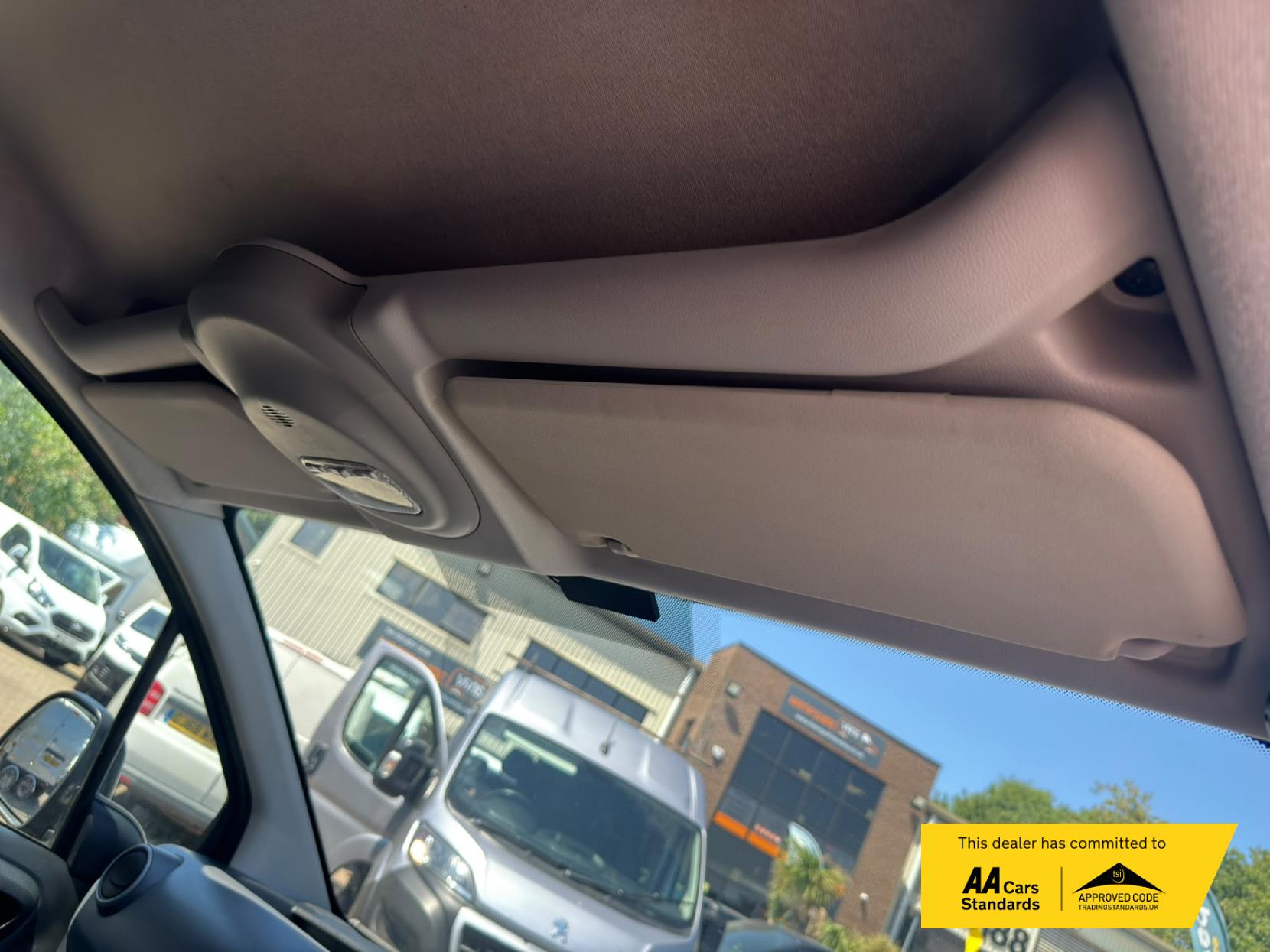 2015 Citroen Berlingo 1.6 HDi 625 Enterprise Panel Van 5dr Diesel Manual L1 (Euro 5) (135 g/km, 75 bhp) - Thumbnail 40