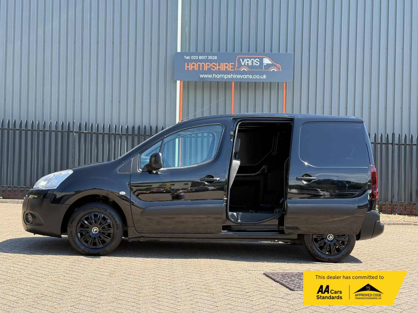 2015 Citroen Berlingo 1.6 HDi 625 Enterprise Panel Van 5dr Diesel Manual L1 (Euro 5) (135 g/km, 75 bhp) - Thumbnail 6