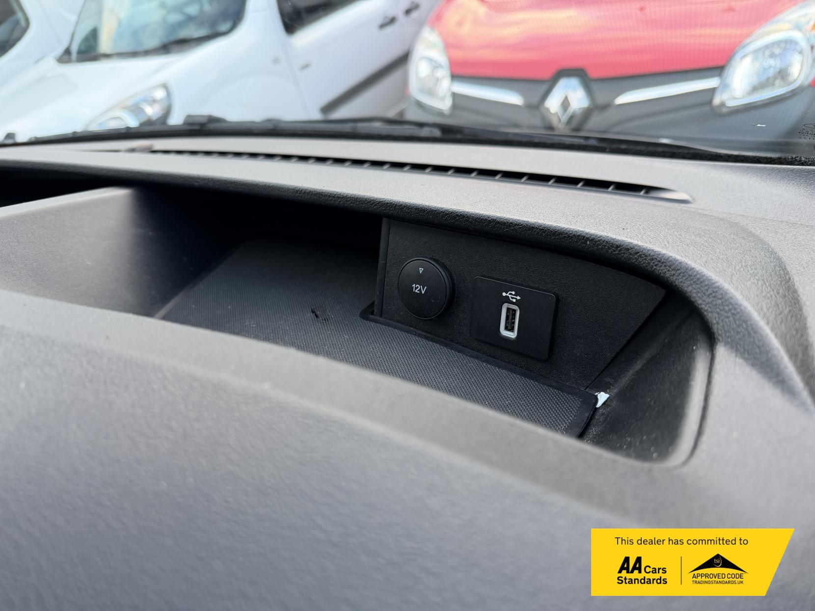 Ford Transit Custom 2.0 300 EcoBlue Limited Panel Van 5dr Diesel Manual L1 H1 Euro 6 (s/s) (130 ps)