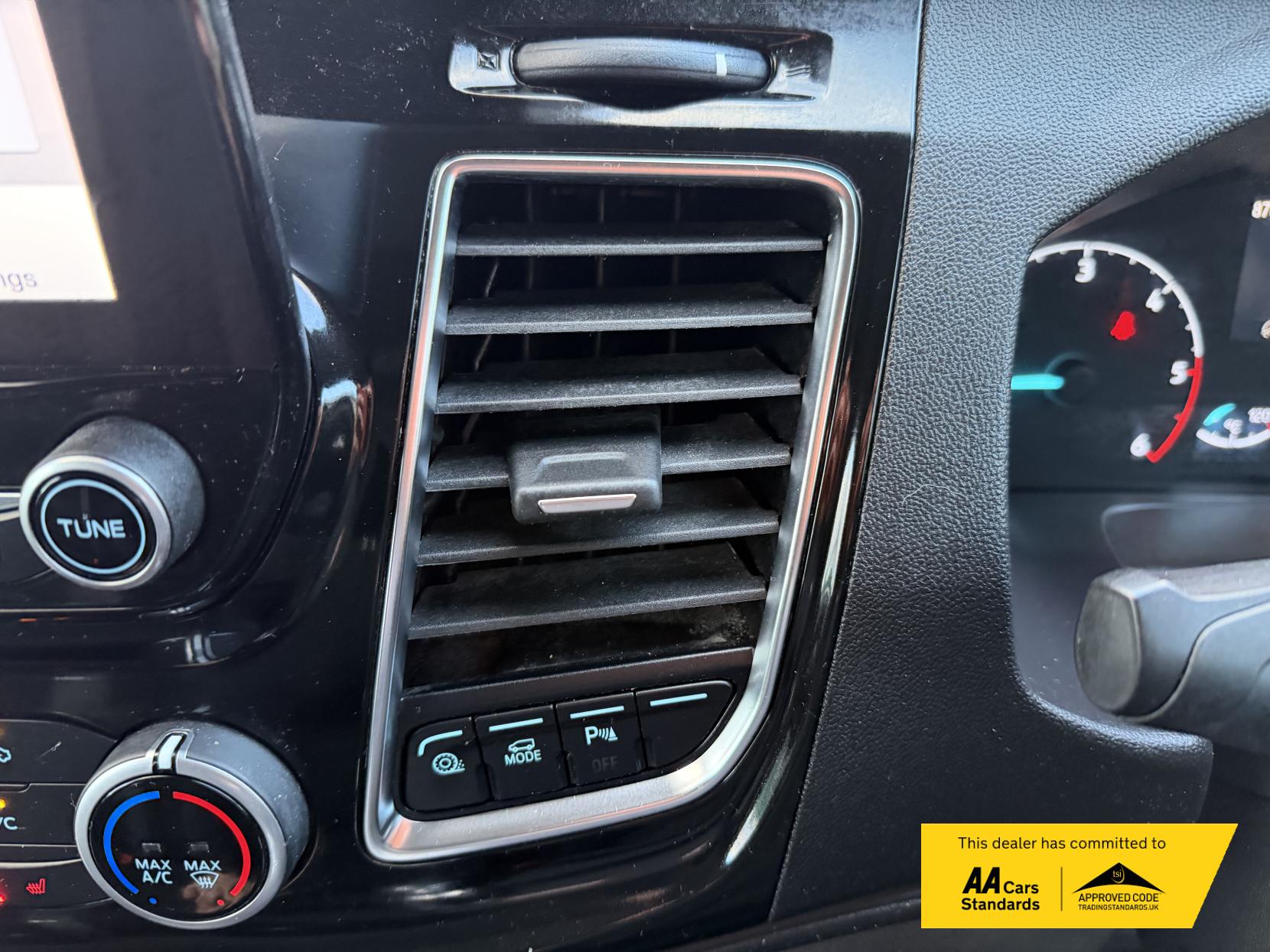 Ford Transit Custom 2.0 300 EcoBlue Limited Panel Van 5dr Diesel Manual L1 H1 Euro 6 (s/s) (130 ps)