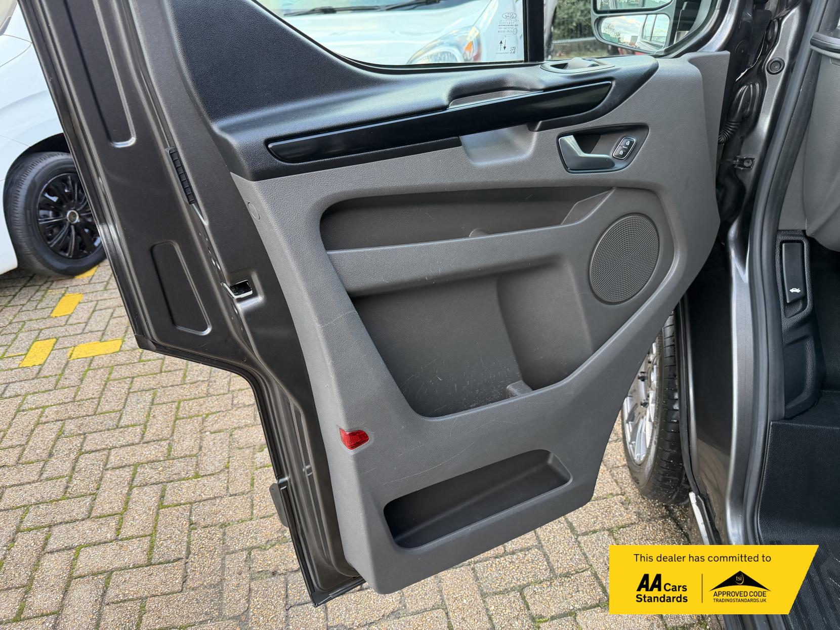 Ford Transit Custom 2.0 300 EcoBlue Limited Panel Van 5dr Diesel Manual L1 H1 Euro 6 (s/s) (130 ps)