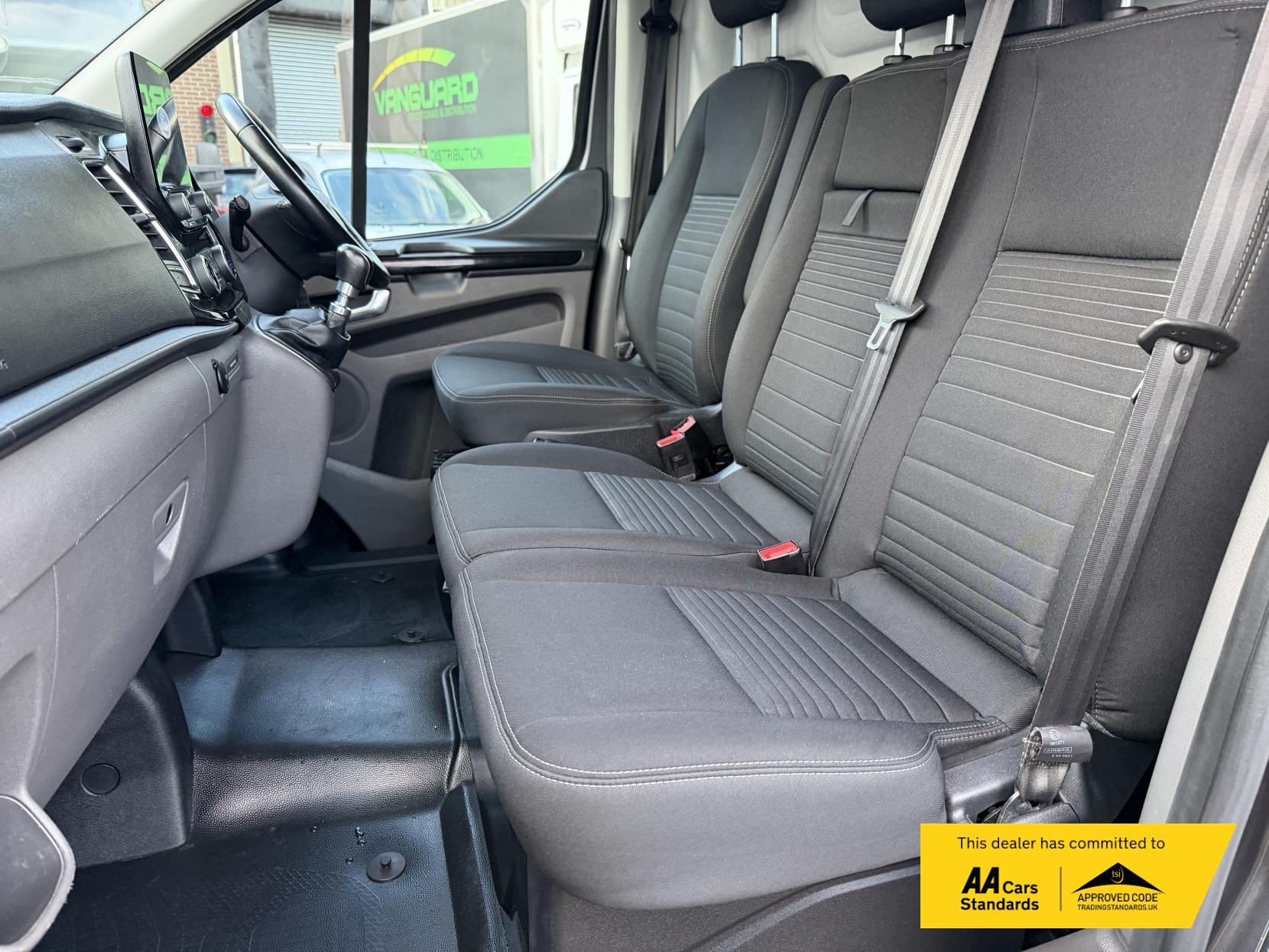 Ford Transit Custom 2.0 300 EcoBlue Limited Panel Van 5dr Diesel Manual L1 H1 Euro 6 (s/s) (130 ps)