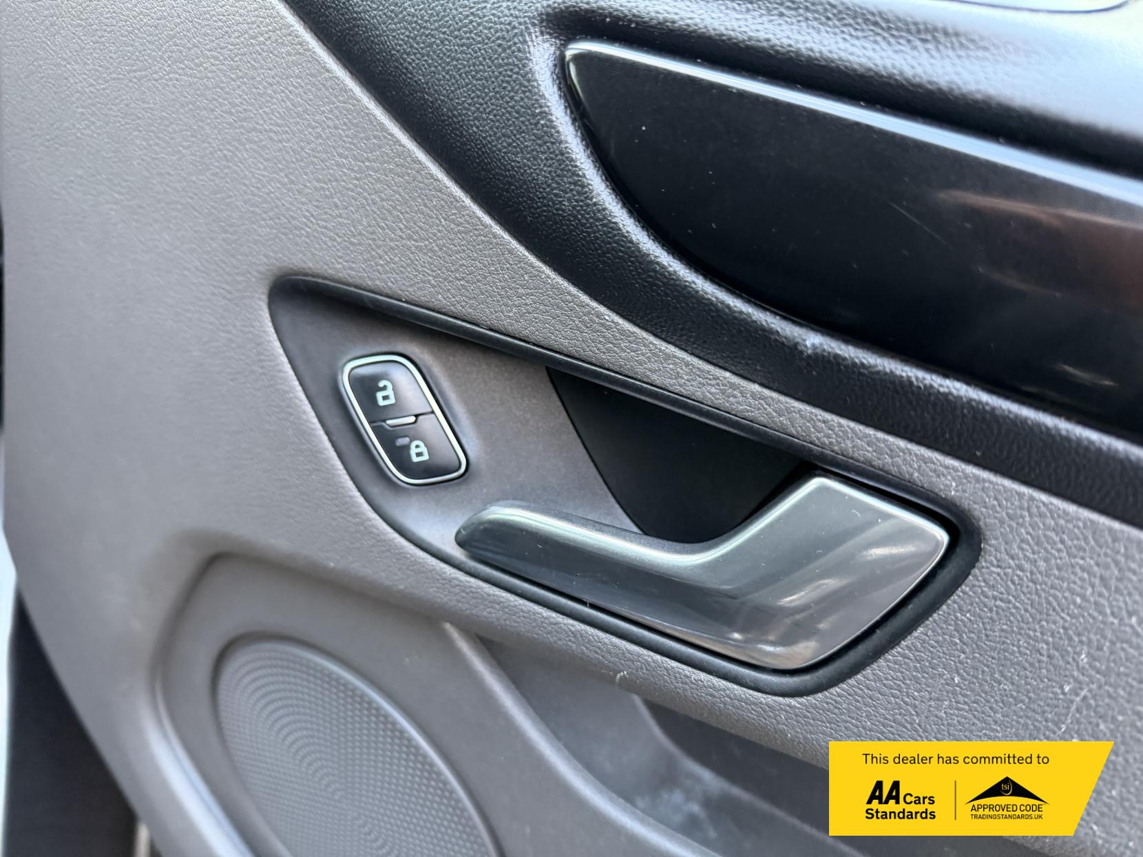 Ford Transit Custom 2.0 300 EcoBlue Limited Panel Van 5dr Diesel Manual L1 H1 Euro 6 (s/s) (130 ps)