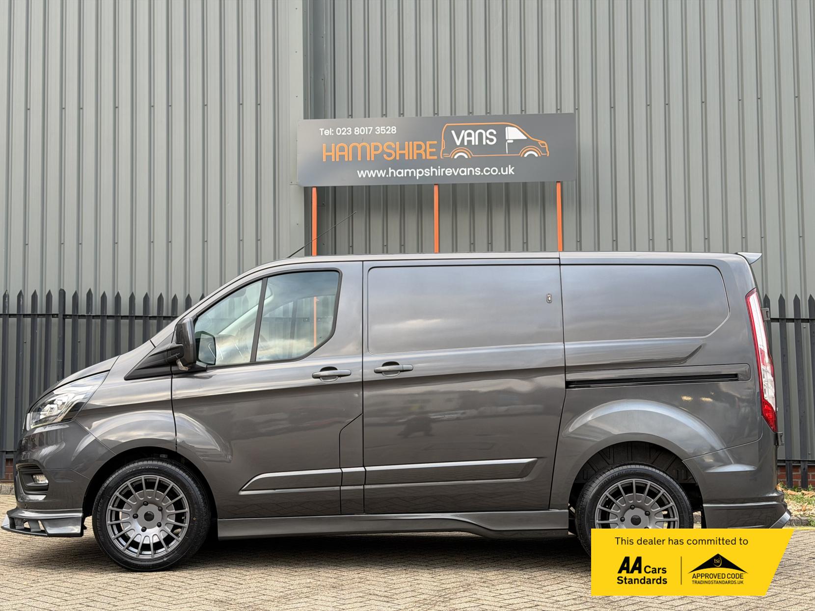 Ford Transit Custom 2.0 300 EcoBlue Limited Panel Van 5dr Diesel Manual L1 H1 Euro 6 (s/s) (130 ps)