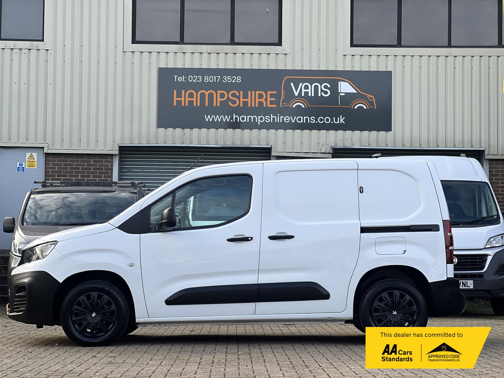 Peugeot Partner 1.5 BlueHDi 650 Professional Standard Panel Van 5dr Diesel Manual SWB Euro 6 (s/s) (75 bhp)