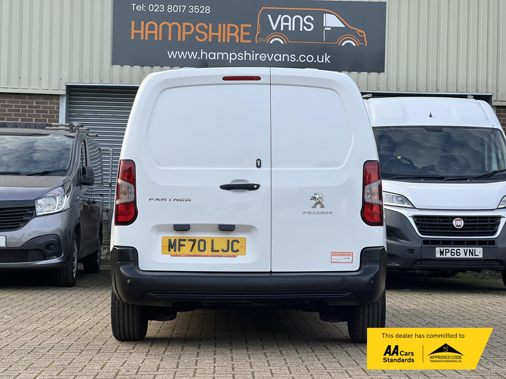 Peugeot Partner 1.5 BlueHDi 650 Professional Standard Panel Van 5dr Diesel Manual SWB Euro 6 (s/s) (75 bhp)