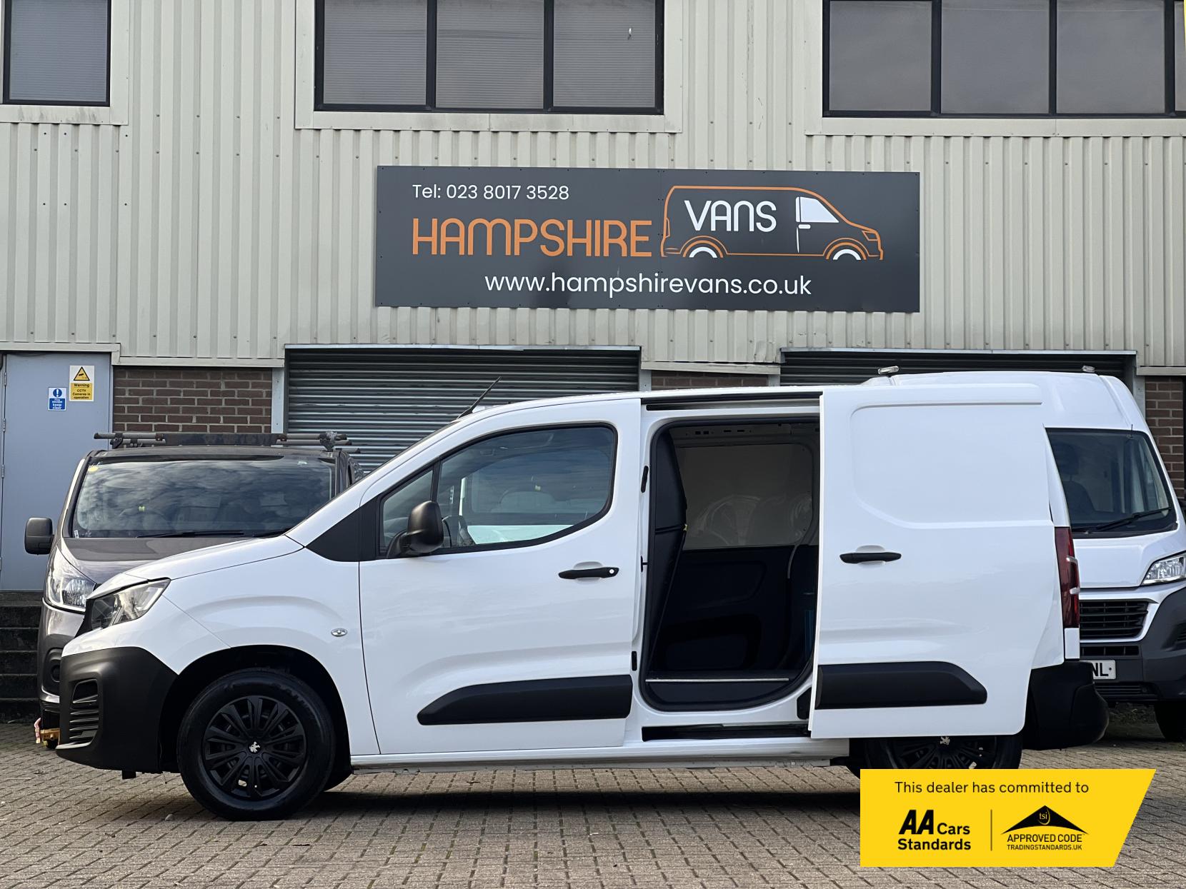 Peugeot Partner 1.5 BlueHDi 650 Professional Standard Panel Van 5dr Diesel Manual SWB Euro 6 (s/s) (75 bhp)