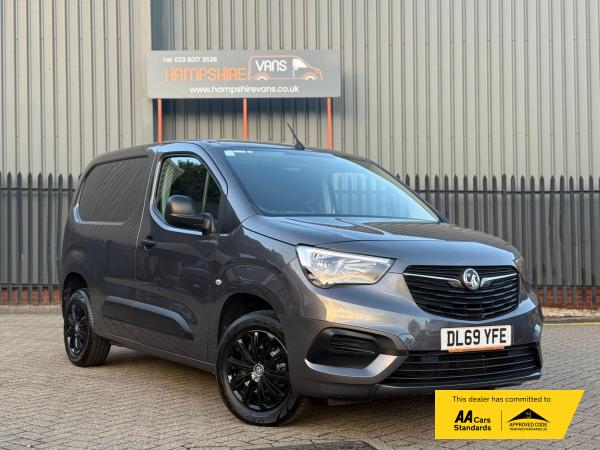 Vauxhall Combo 1.5 Turbo D 2000 Sportive Panel Van 4dr Diesel Manual L1 H1 Euro 6 (s/s) (100 ps)