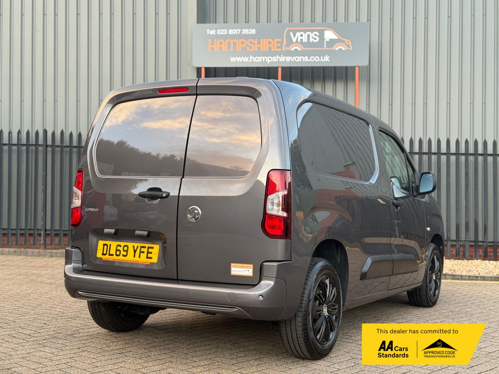Vauxhall Combo 1.5 Turbo D 2000 Sportive Panel Van 4dr Diesel Manual L1 H1 Euro 6 (s/s) (100 ps)