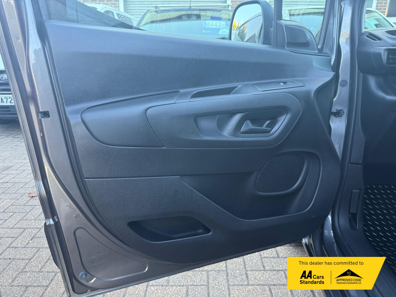 Vauxhall Combo 1.5 Turbo D 2000 Sportive Panel Van 4dr Diesel Manual L1 H1 Euro 6 (s/s) (100 ps)