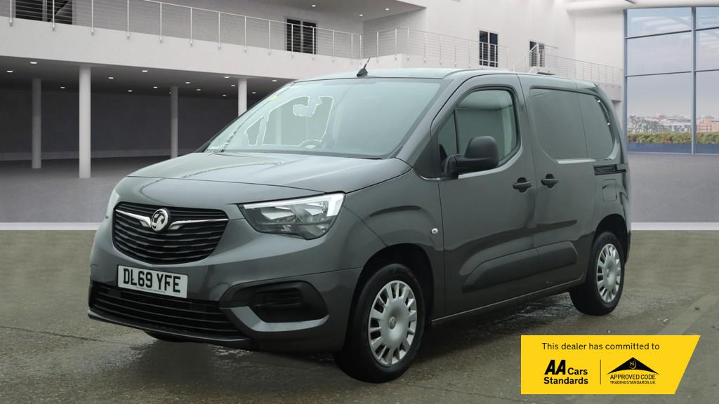 Vauxhall Combo 1.5 Turbo D 2000 Sportive Panel Van 4dr Diesel Manual L1 H1 Euro 6 (s/s) (100 ps)
