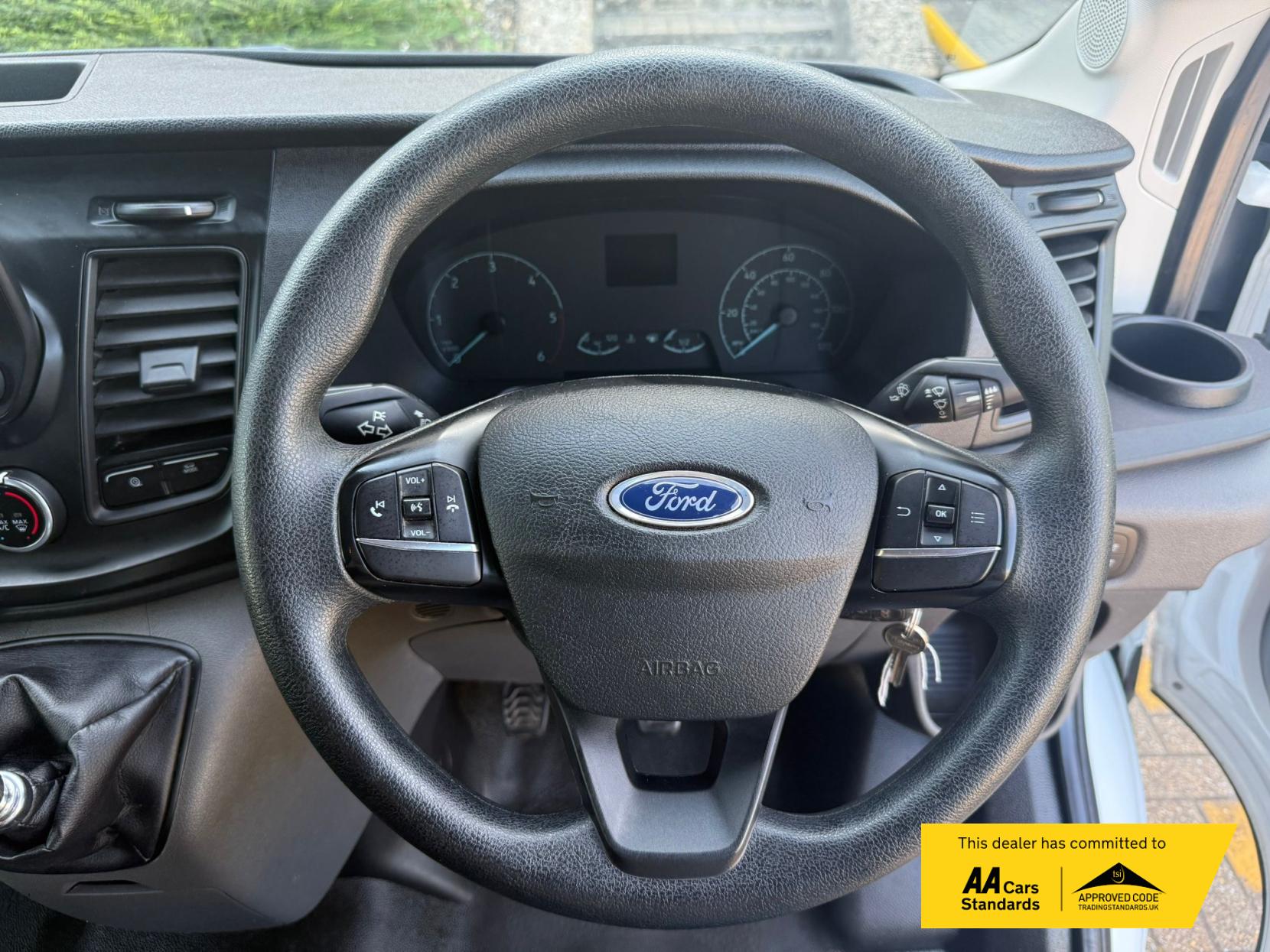 Ford Transit 2.0 350 EcoBlue Leader Crew Van Double Cab 6dr Diesel Manual RWD L3 H3 Euro 6 (s/s) (130 ps)