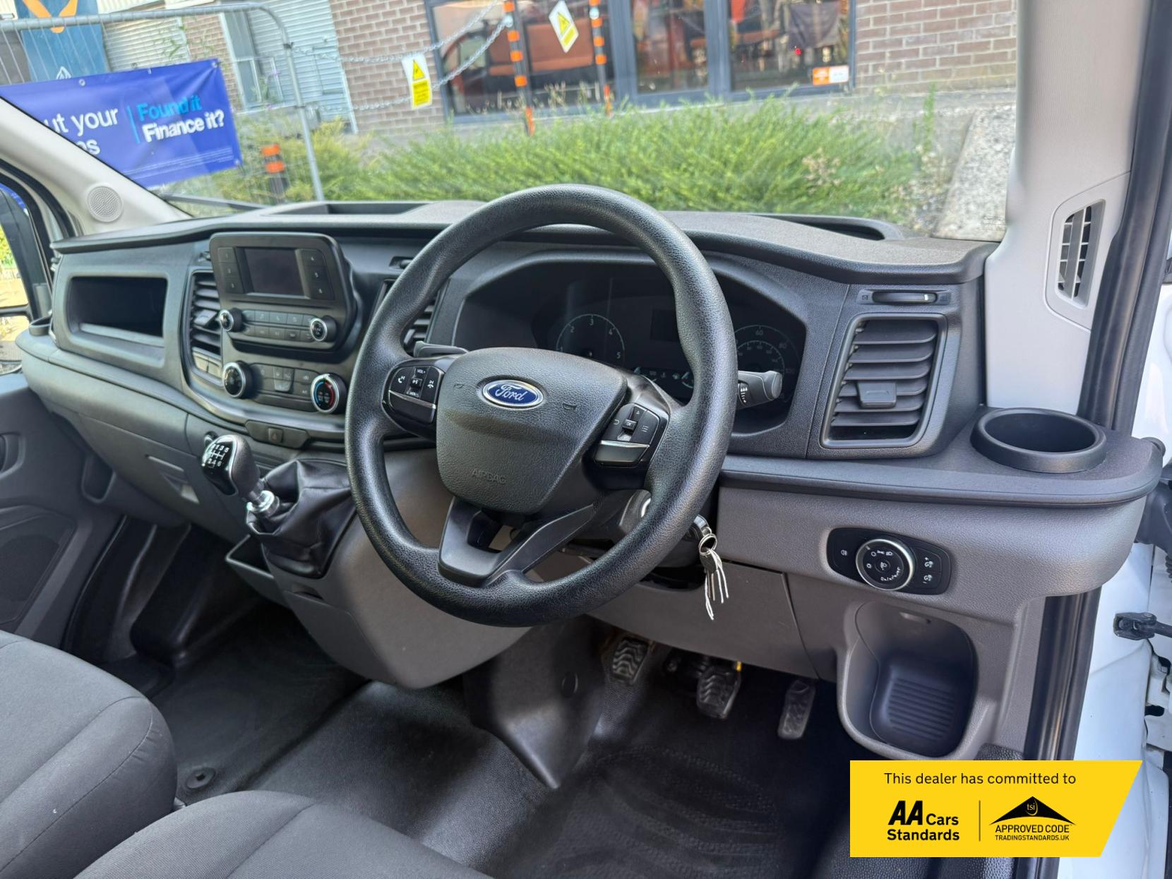 Ford Transit 2.0 350 EcoBlue Leader Crew Van Double Cab 6dr Diesel Manual RWD L3 H3 Euro 6 (s/s) (130 ps)