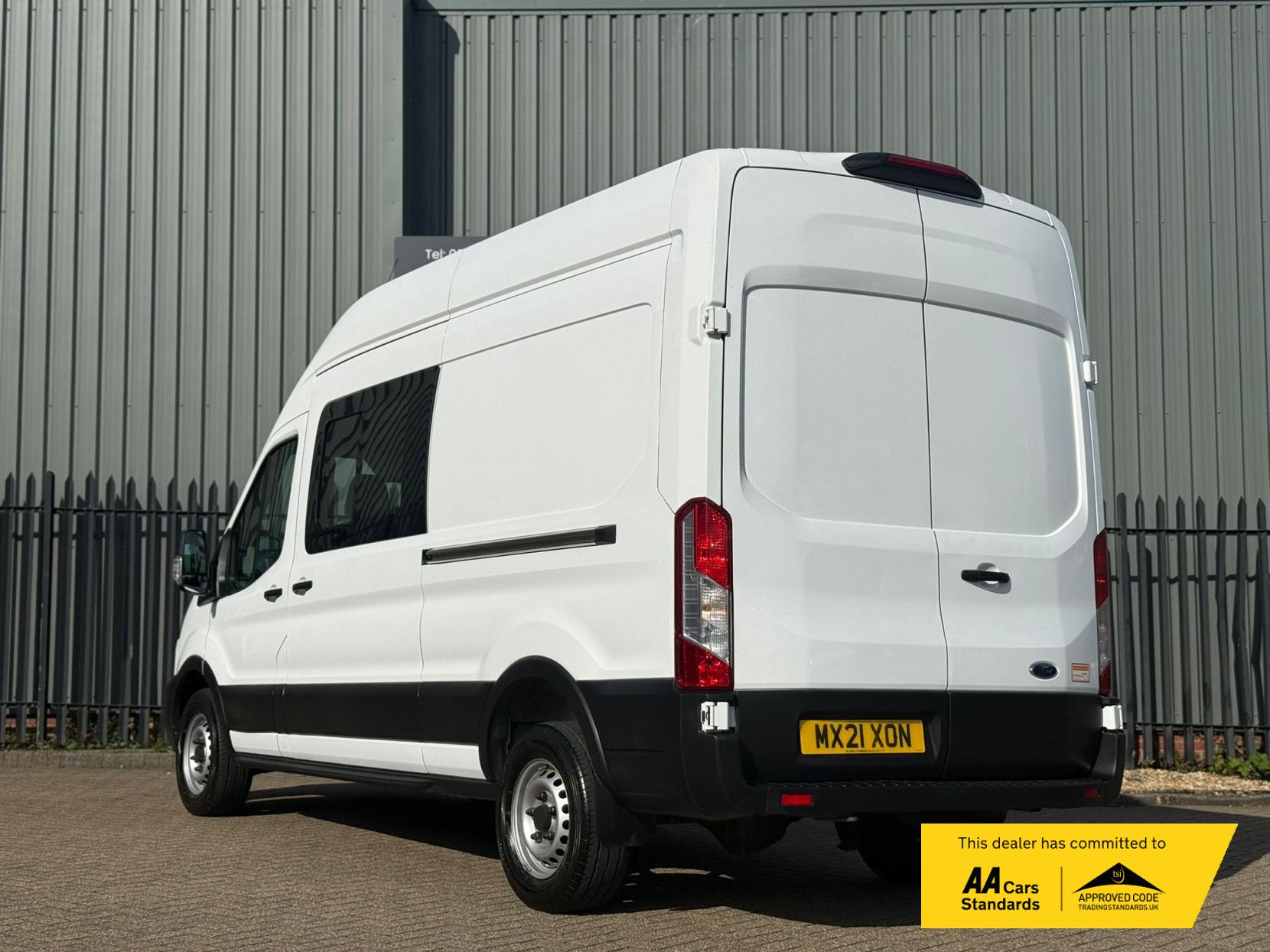 Ford Transit 2.0 350 EcoBlue Leader Crew Van Double Cab 6dr Diesel Manual RWD L3 H3 Euro 6 (s/s) (130 ps)