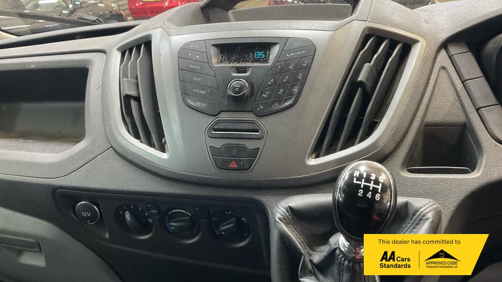 Ford Transit 2.2 TDCi 290 Panel Van 5dr Diesel Manual FWD L2 H2 Euro 5 (100 ps)