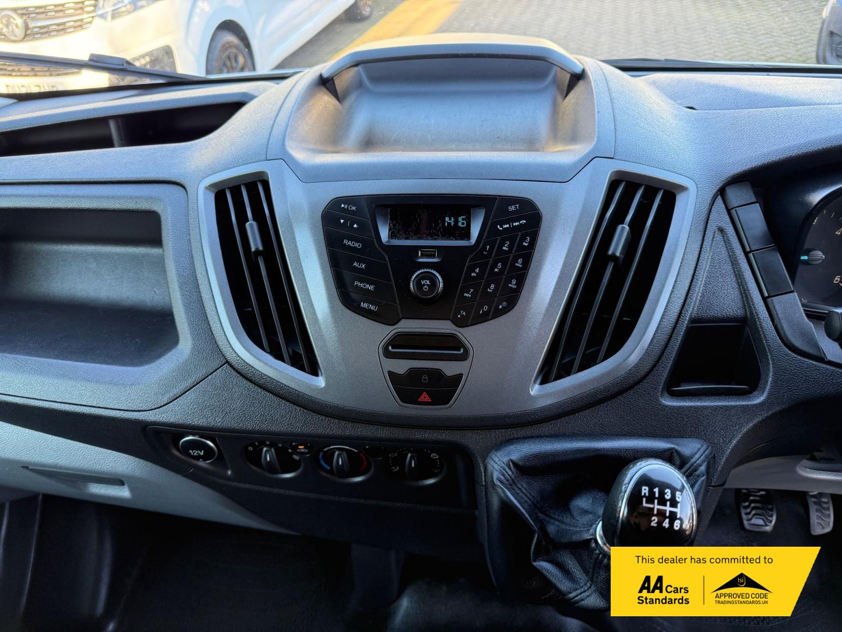 Ford Transit 2.2 TDCi 290 Panel Van 5dr Diesel Manual FWD L2 H2 Euro 5 (100 ps)